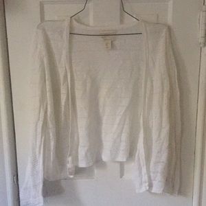 🐚 5/$25 White crochet cardigan sweater 100% linen